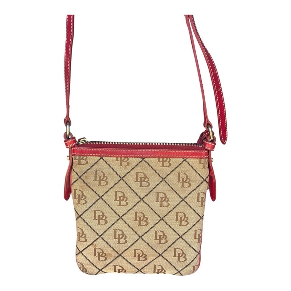 Dooney & Bourke Monogram Red and Tan Crossbody Bag Y2K Letter Carrier Bag - Picture 3 of 9